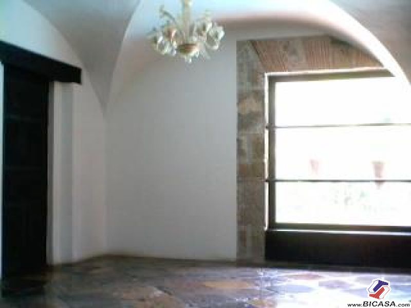 {"esp":"El comedor","ing":"dining room"}