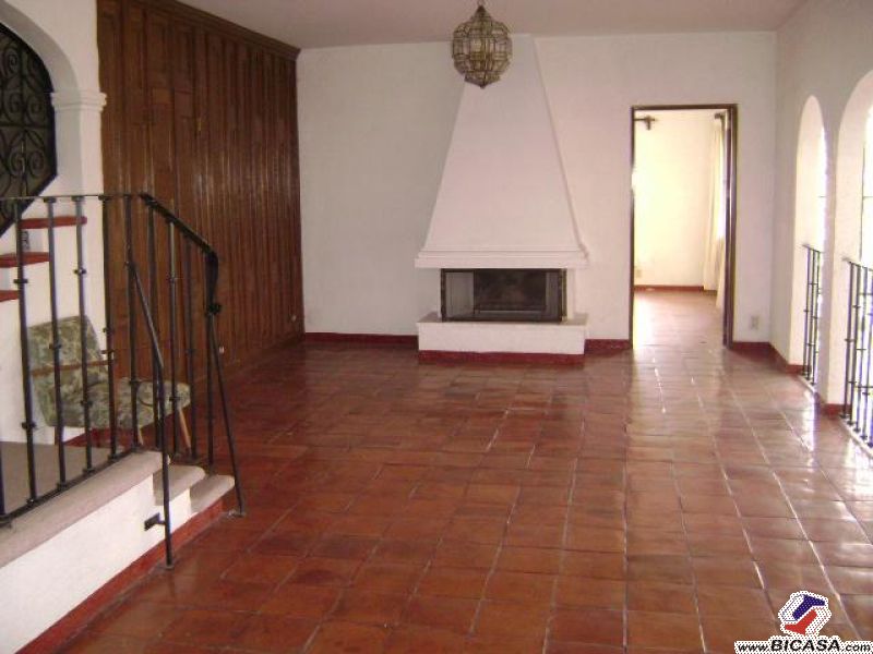 {"esp":"Sala"}