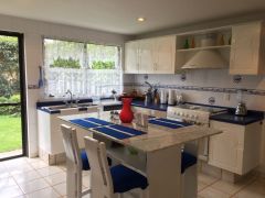 {"esp":"Cocina","ing":""}